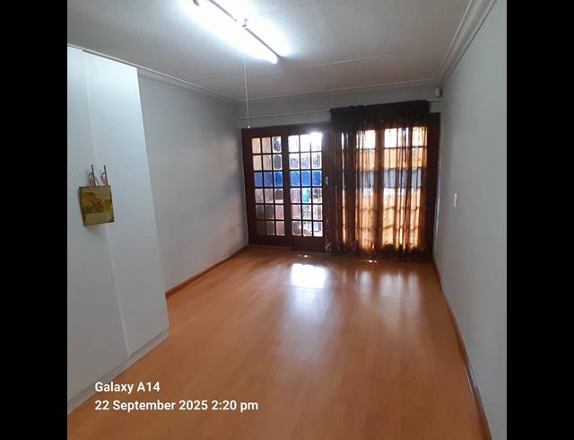 5 BEDROOM HOUSE FOR SALE IN BO-DORP